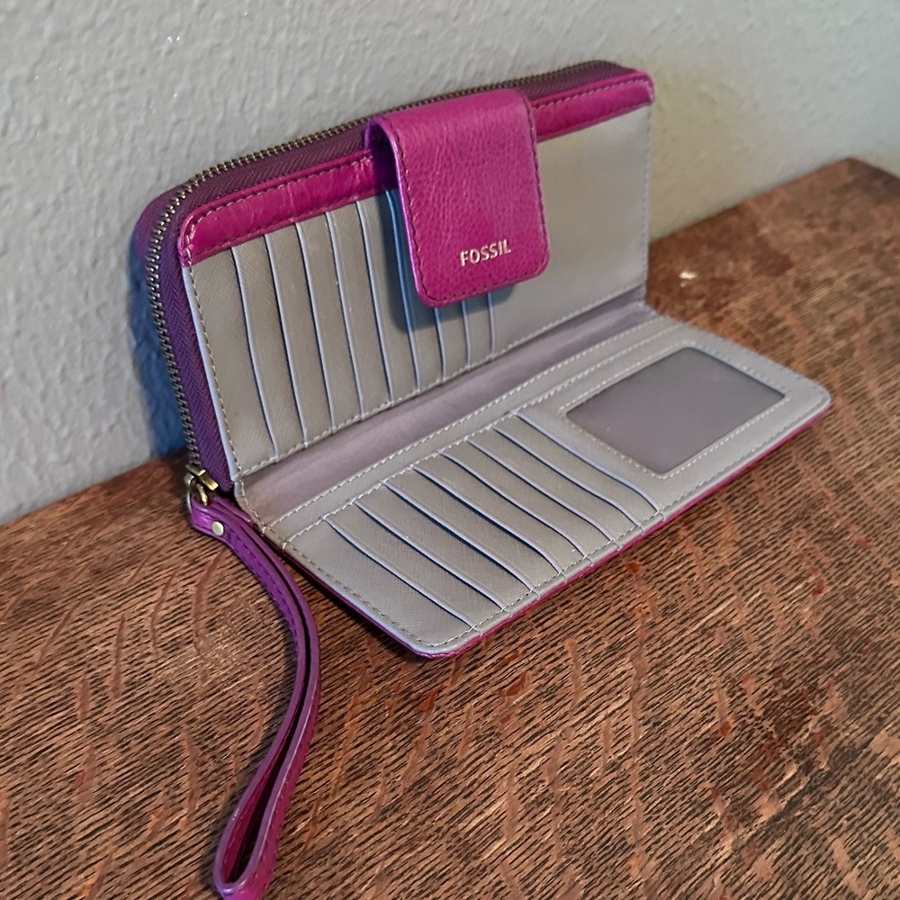 Fossil Like New Magenta clutch with strap